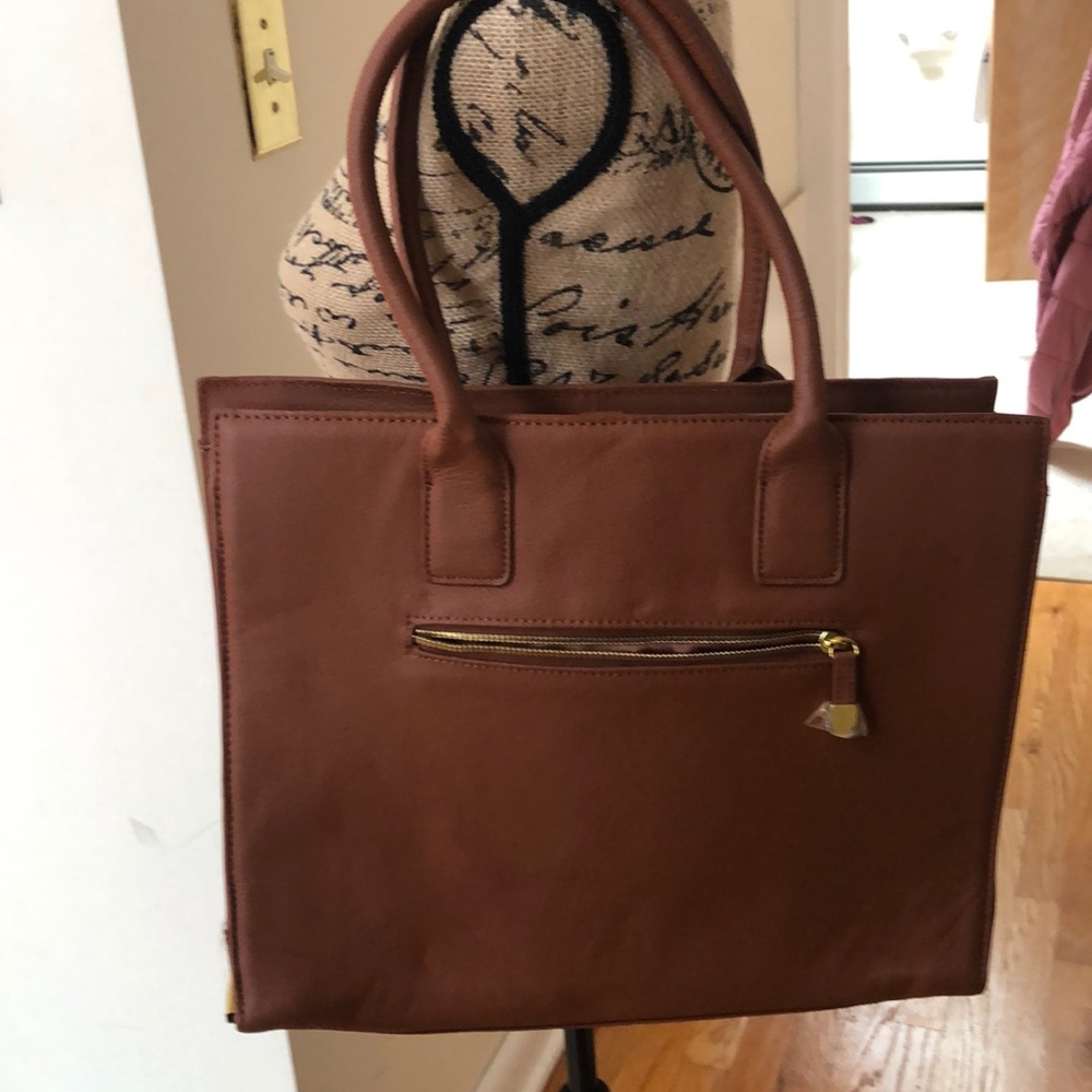 Great travel bag/Vegan leather